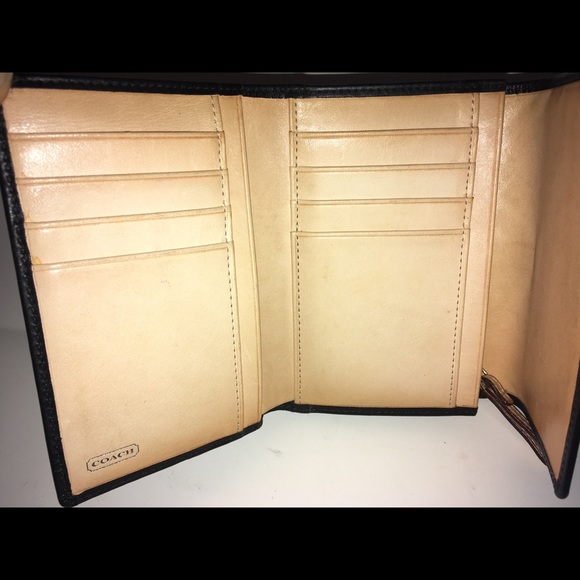 COACH Wallet White With Black Strip Leather - Picture 3 of 8